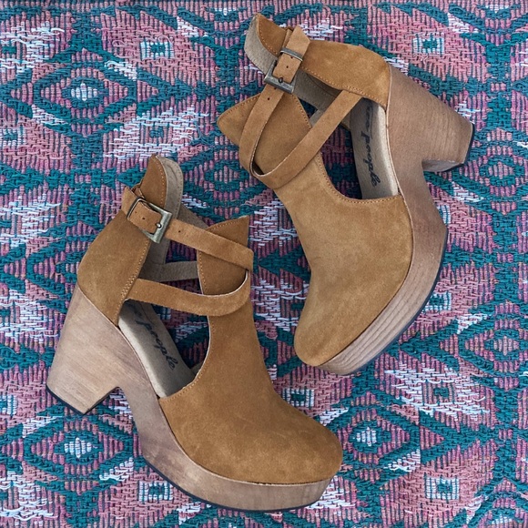 Free People Shoes - Free People Cedar Clog